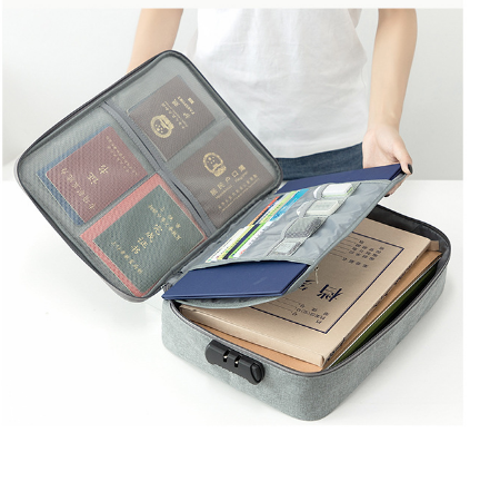 Document organizer A4 with combination lock