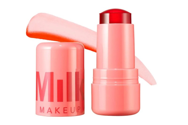 The Cooling Jelly Lip and Cheek Tint That Took TikTok by Storm Is Finally Back in Stock