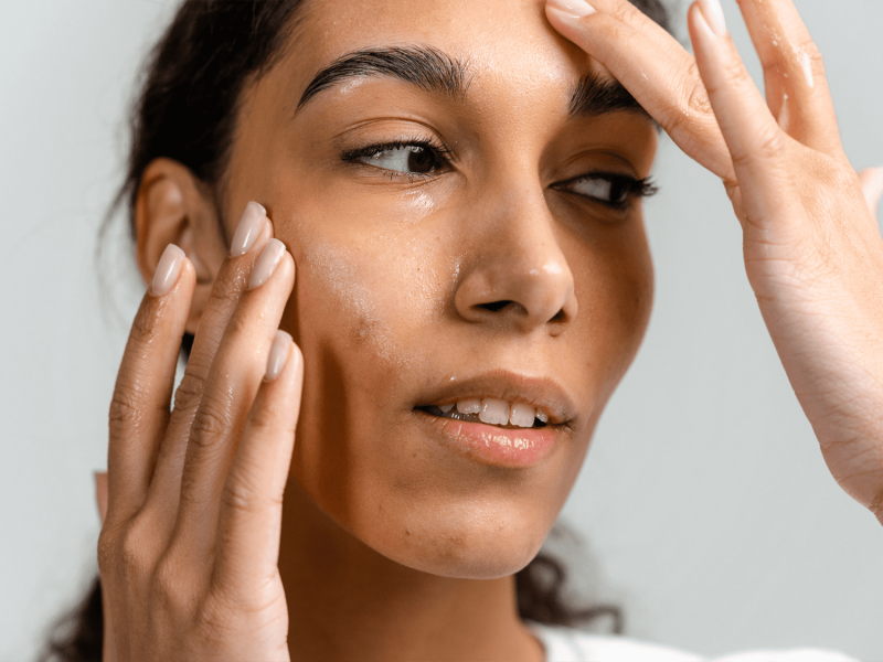 How to Use Vitamin C for Dark Spots, According to Dermatologists